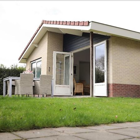 Huinerhofje 2 - Vrijstaand Met Grote Omheinde Tuin, Rust, Privacy En Nabij Bossen Villa Putten Luaran gambar