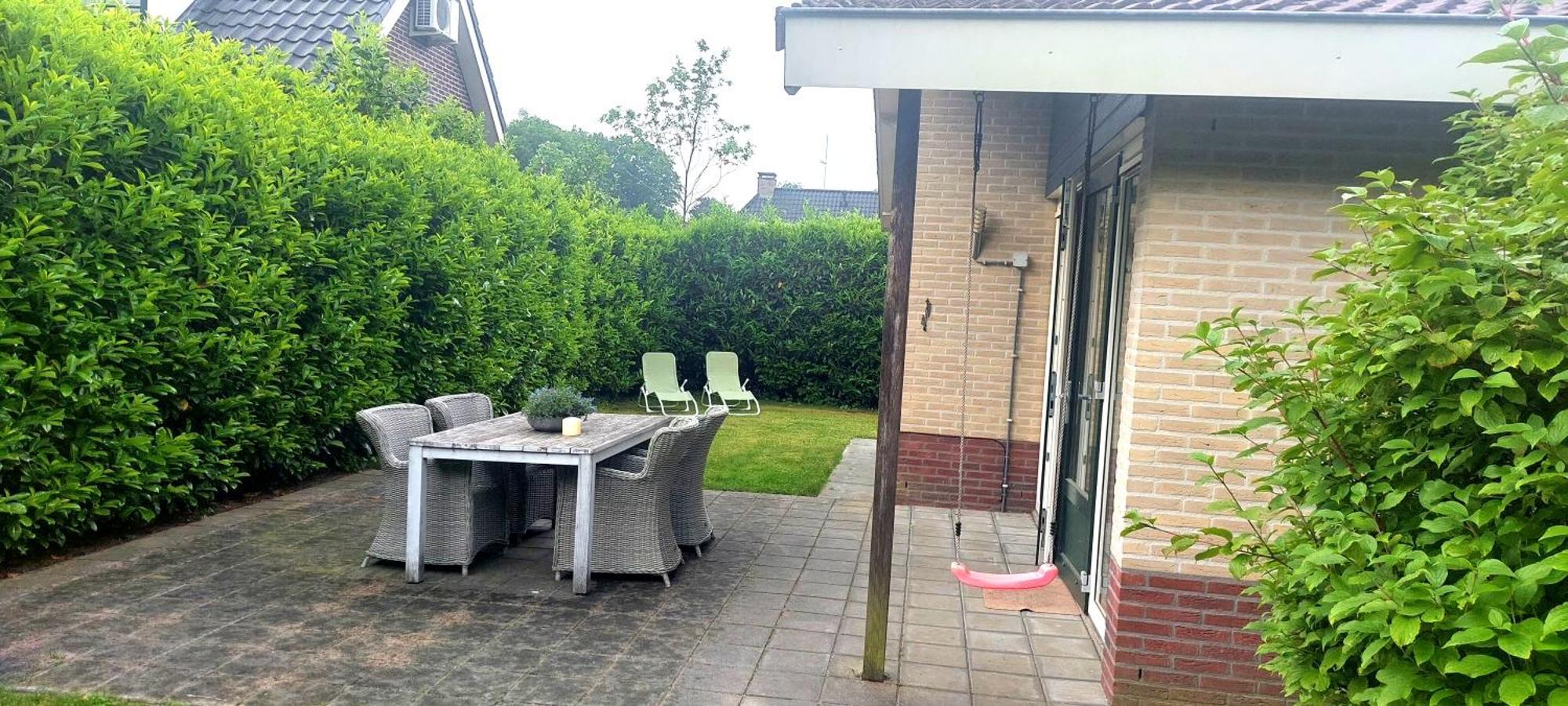 Huinerhofje 2 - Vrijstaand Met Grote Omheinde Tuin, Rust, Privacy En Nabij Bossen Villa Putten Luaran gambar