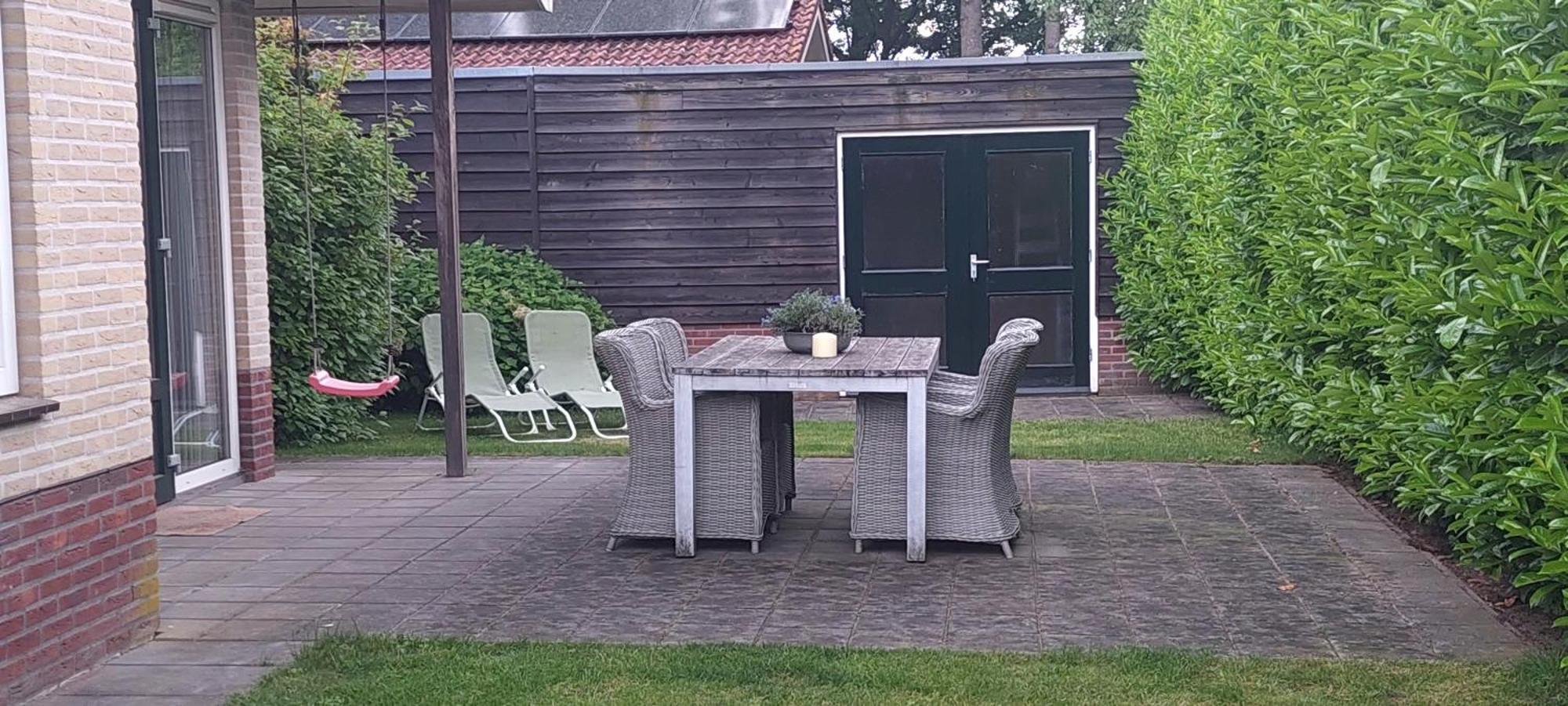 Huinerhofje 2 - Vrijstaand Met Grote Omheinde Tuin, Rust, Privacy En Nabij Bossen Villa Putten Luaran gambar